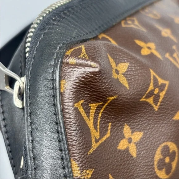 LV MACASSAR MESSENGER MONOGRAM - Picture 6 of 13